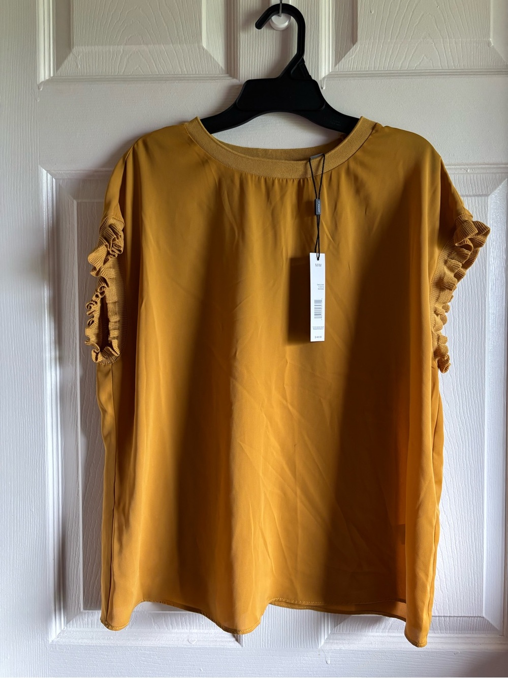 T Tahari Mustard Ruffle Sleeve Blouse